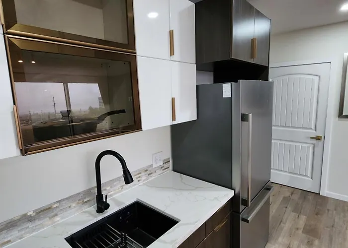 Modern One Bedroom With Gym 3* Tulsa