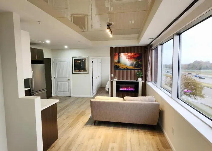 Modern One Bedroom With Gym Tulsa