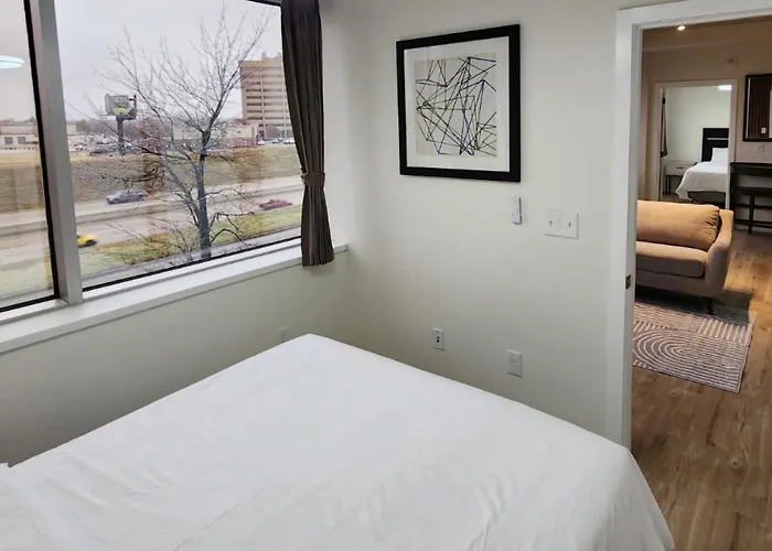 Modern One Bedroom With Gym Tulsa