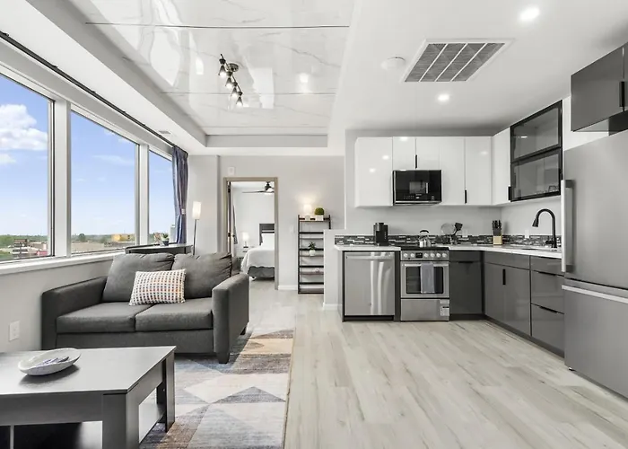 Modern One Bedroom With Gym