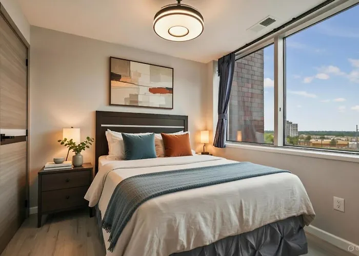 Modern One Bedroom With Gym Aparthotel 3*